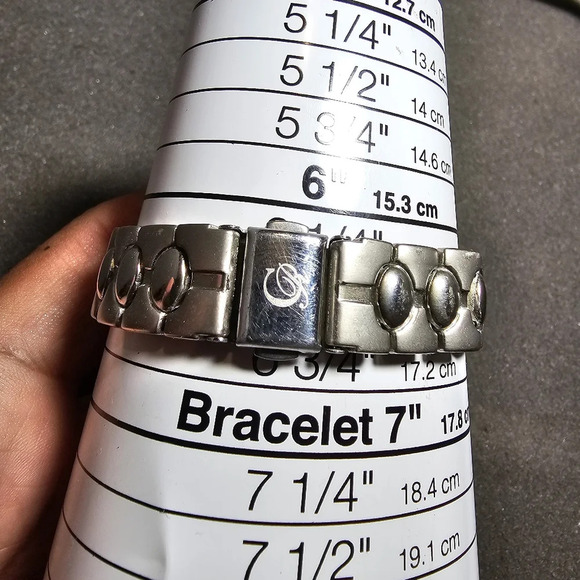 Charles Raymond Ladies Fashion Quartz Watch Silver Tone Working Y2k Style Watch - Picture 10 of 10